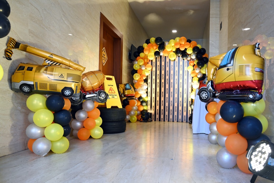 Guests enjoying a birthday party at Hotel Aram