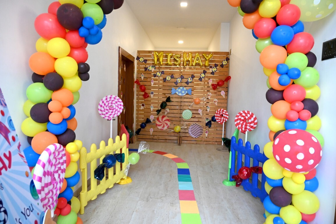 Fun activities at a birthday event in Hotel Aram